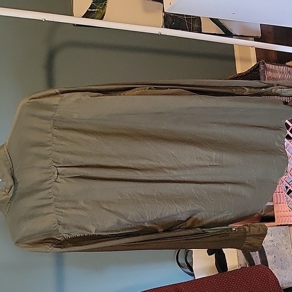 AE Olive Green Button Down Shirt XXL - Picture 7 of 7